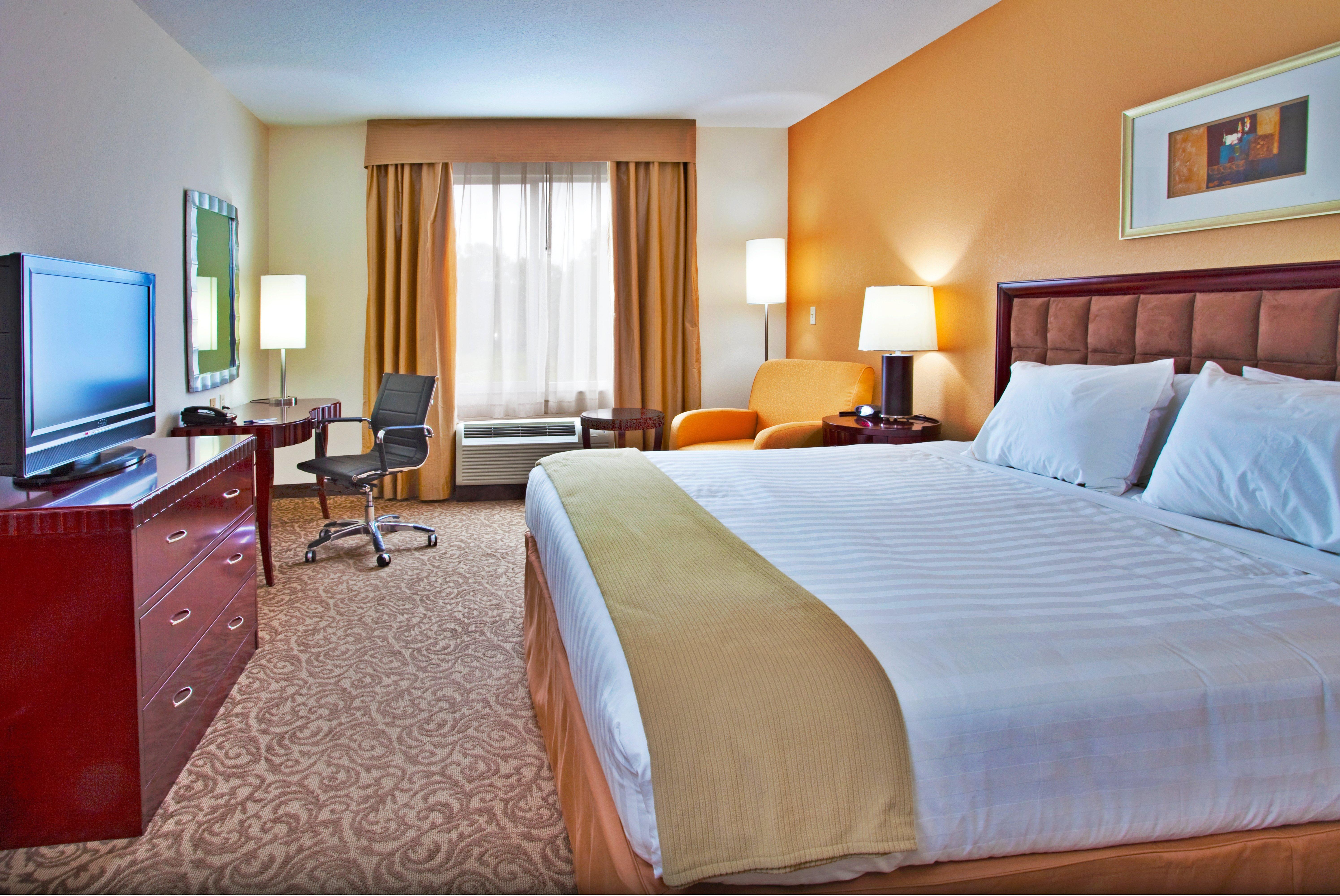 Holiday Inn Express Hotel & Suites Brooksville-I-75 By Ihg Ridge Manor Exterior photo