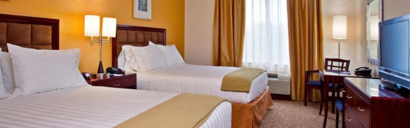 Holiday Inn Express Hotel & Suites Brooksville-I-75 By Ihg Ridge Manor Exterior photo